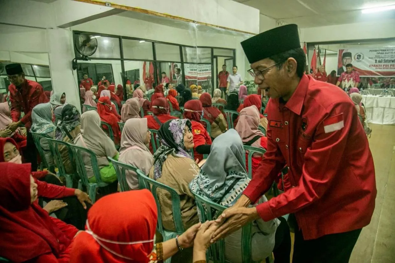 PDIP Surabaya Gelar Tadarus hingga Santunan Anak Yatim Selama Ramadan