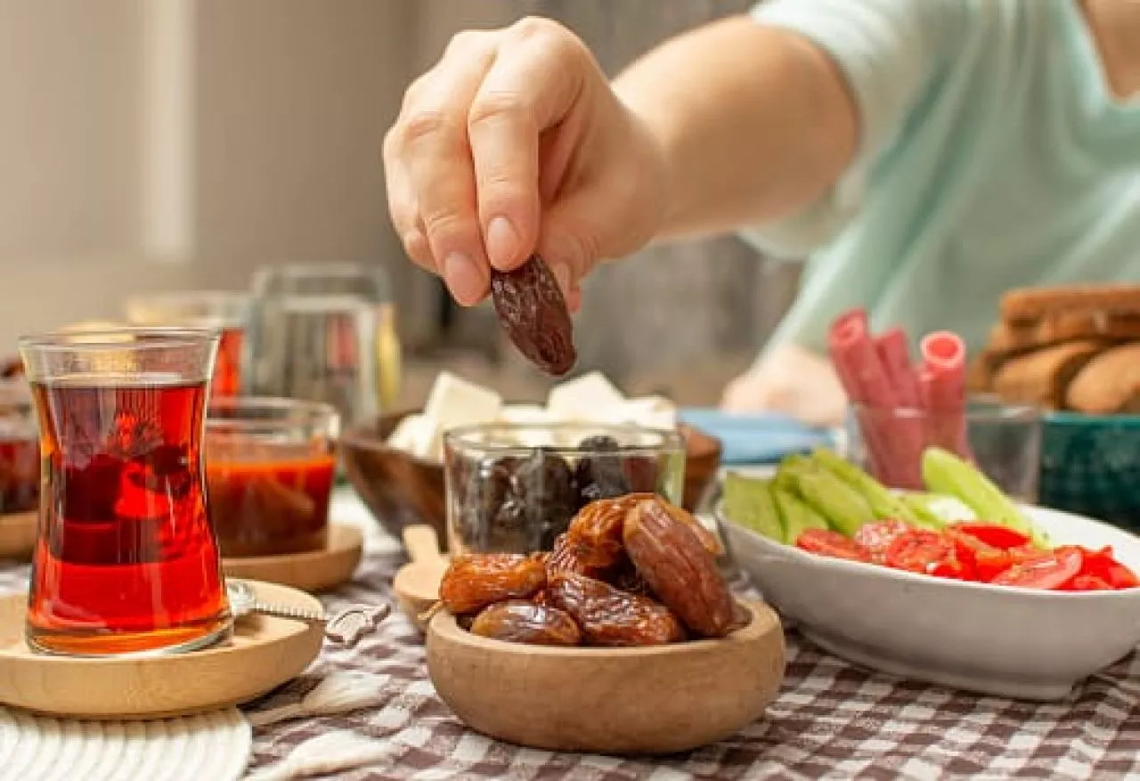 Lemas dan Lapar Saat Puasa, Ini Tips Mengatasinya