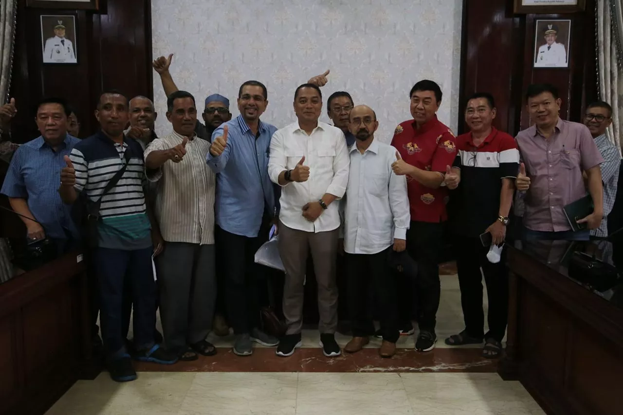 Geliatkan Kembali Pasar Turi, Wali Kota Eri Cahyadi Wajibkan Seluruh Toko Buka Per Satu April