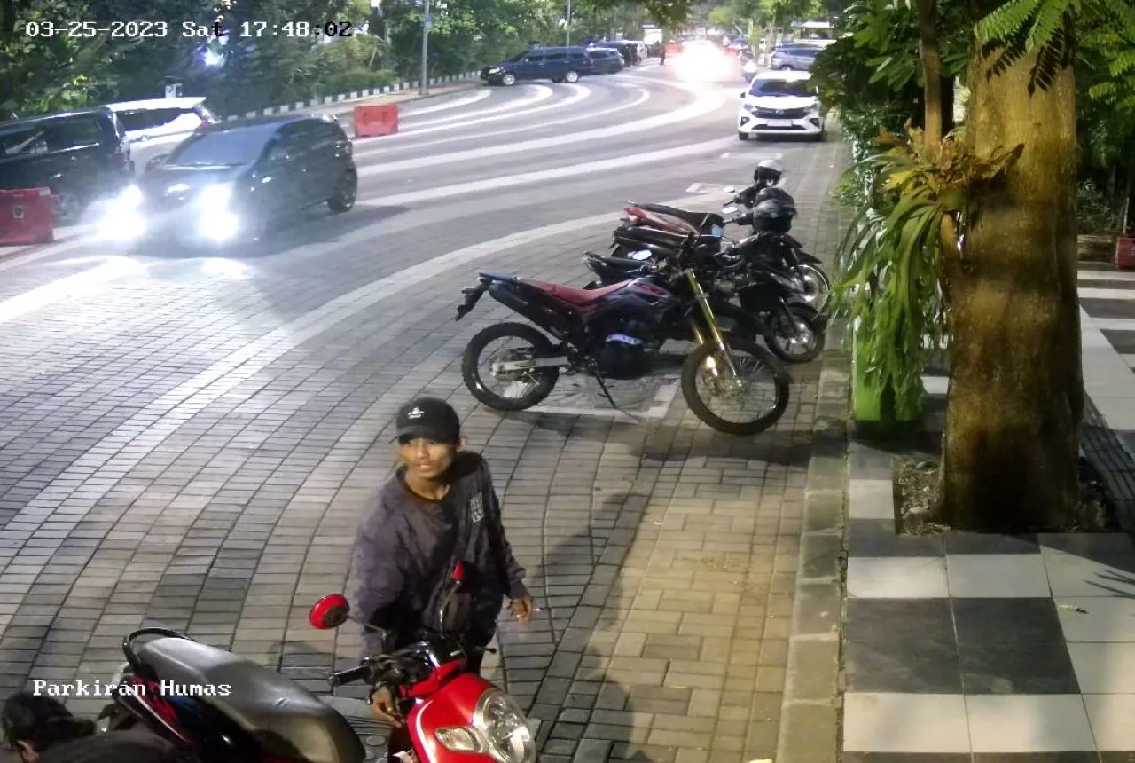 Kantor Pemkot Surabaya Disatroni Maling, Satu Motor ASN Raib