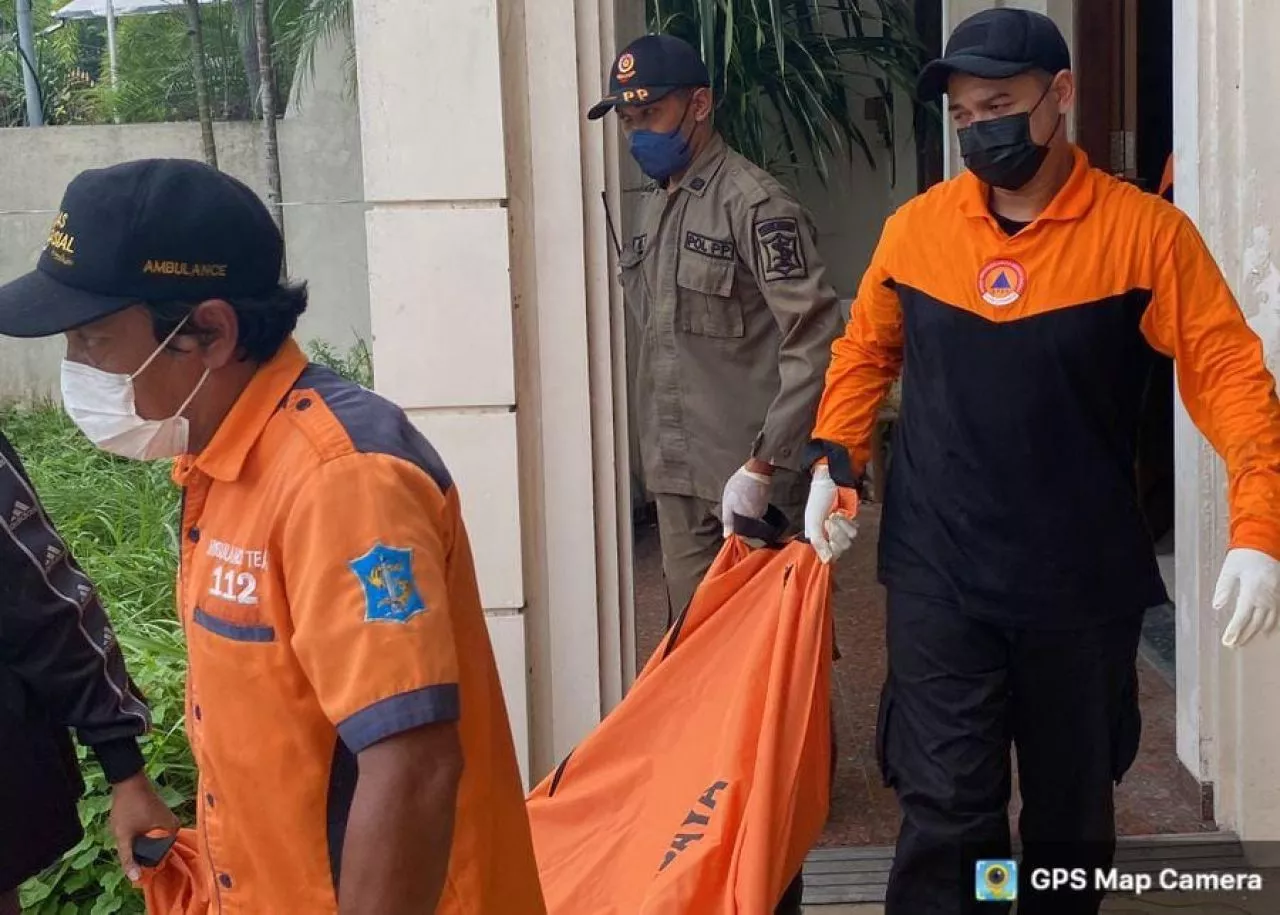 Seorang Kakek di Surabaya Meninggal Tergeletak di Atas Kasur