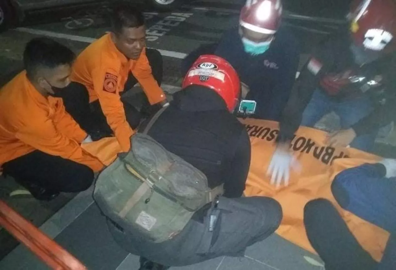 Diduga Korban Jambret, Remaja di Surabaya Ditemukan Tewas Tergeletak di Tengah Jalan