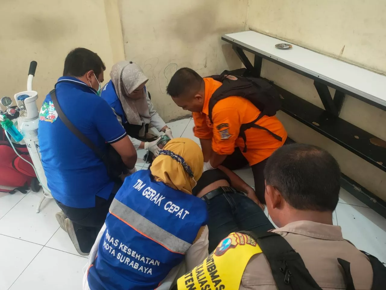 Kelelahan, Pria Asal Madiun Meninggal saat Hendak Makan di Foodcurt Mall WTC Surabaya