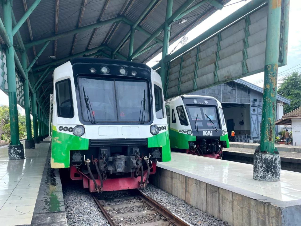 Selama Cuti Lebaran 2024, 252 Ribu Orang Naik KAI Commuter Surabaya