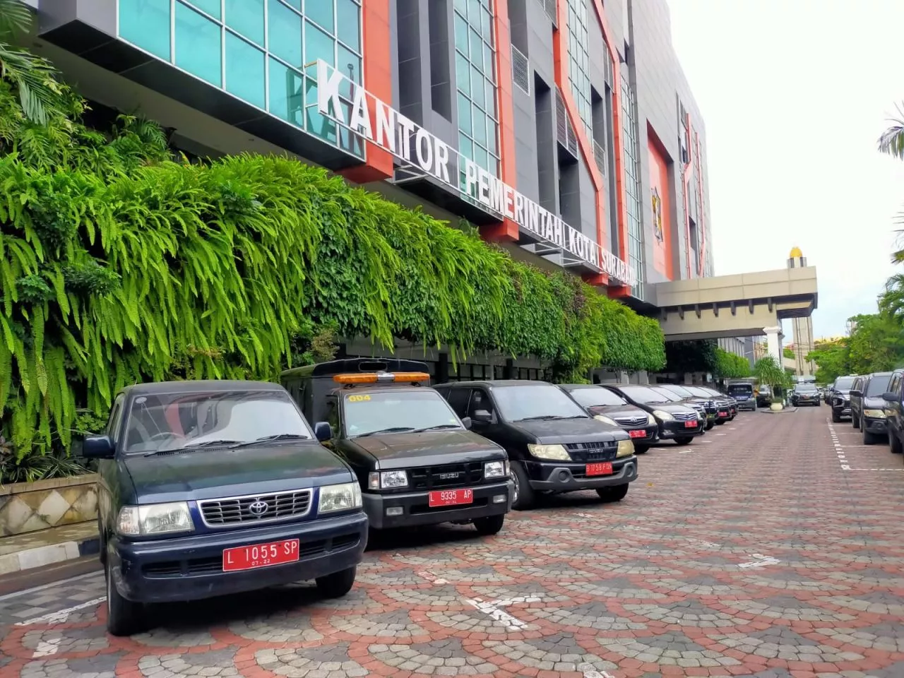 Ancam Dipecat, Wali Kota Eri Tegas Larang Pegawai Pemkot Pakai Mobil Dinas untuk Mudik