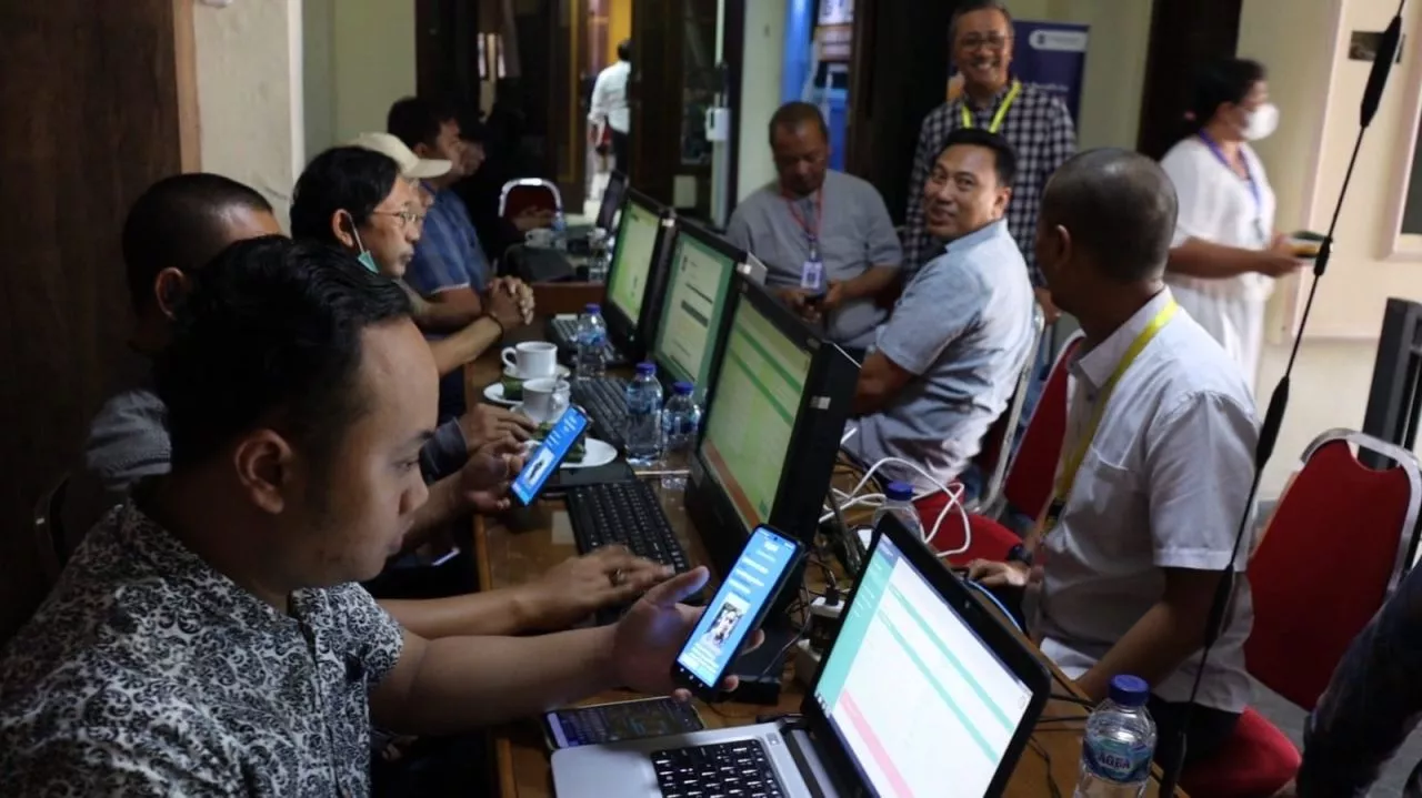 Mantap! Kesadaran Warga Surabaya Tertib Adminduk Meningkat