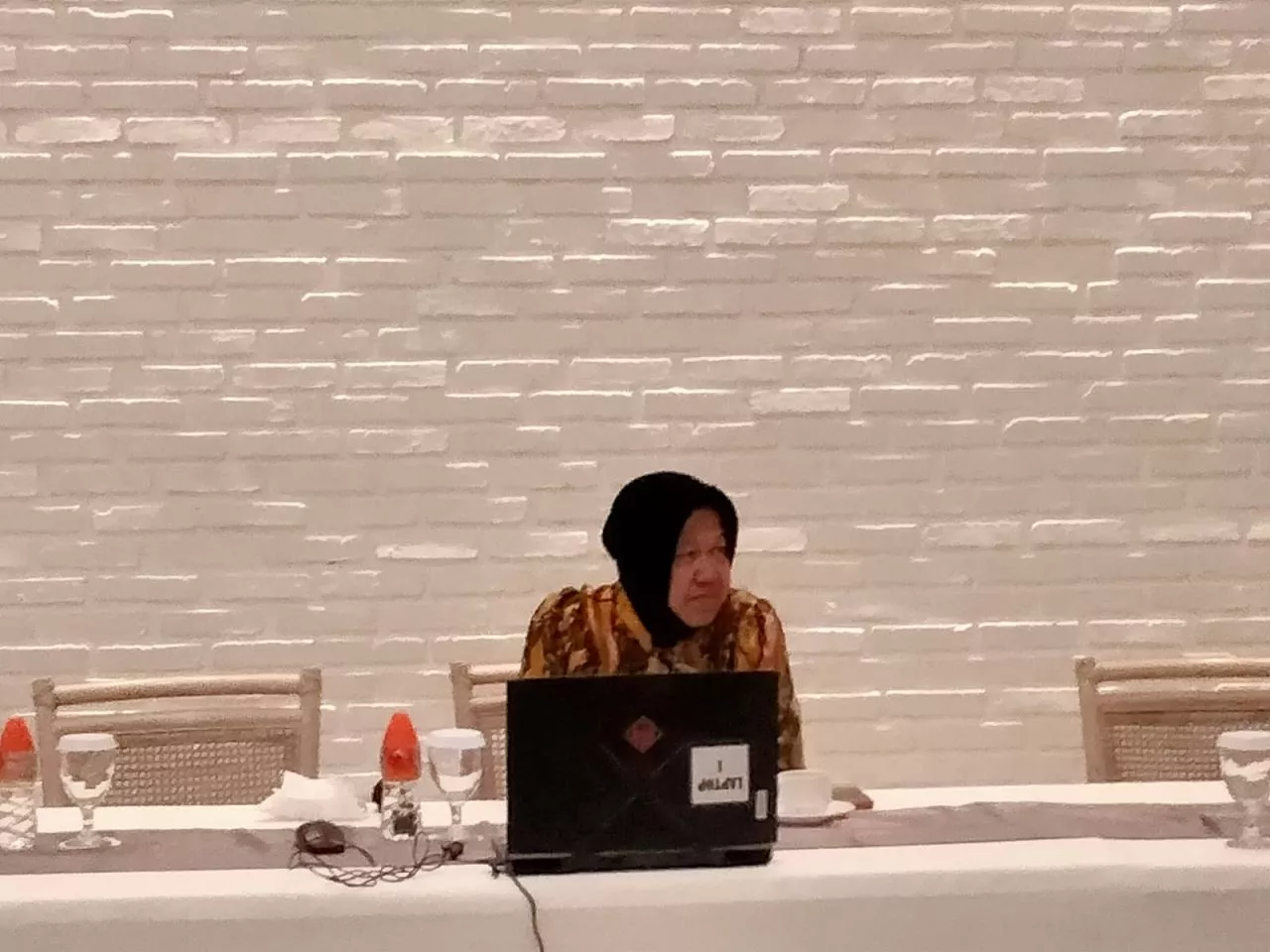 KPK Geledah Kantor Kemensos, Begini Penjelasan Risma