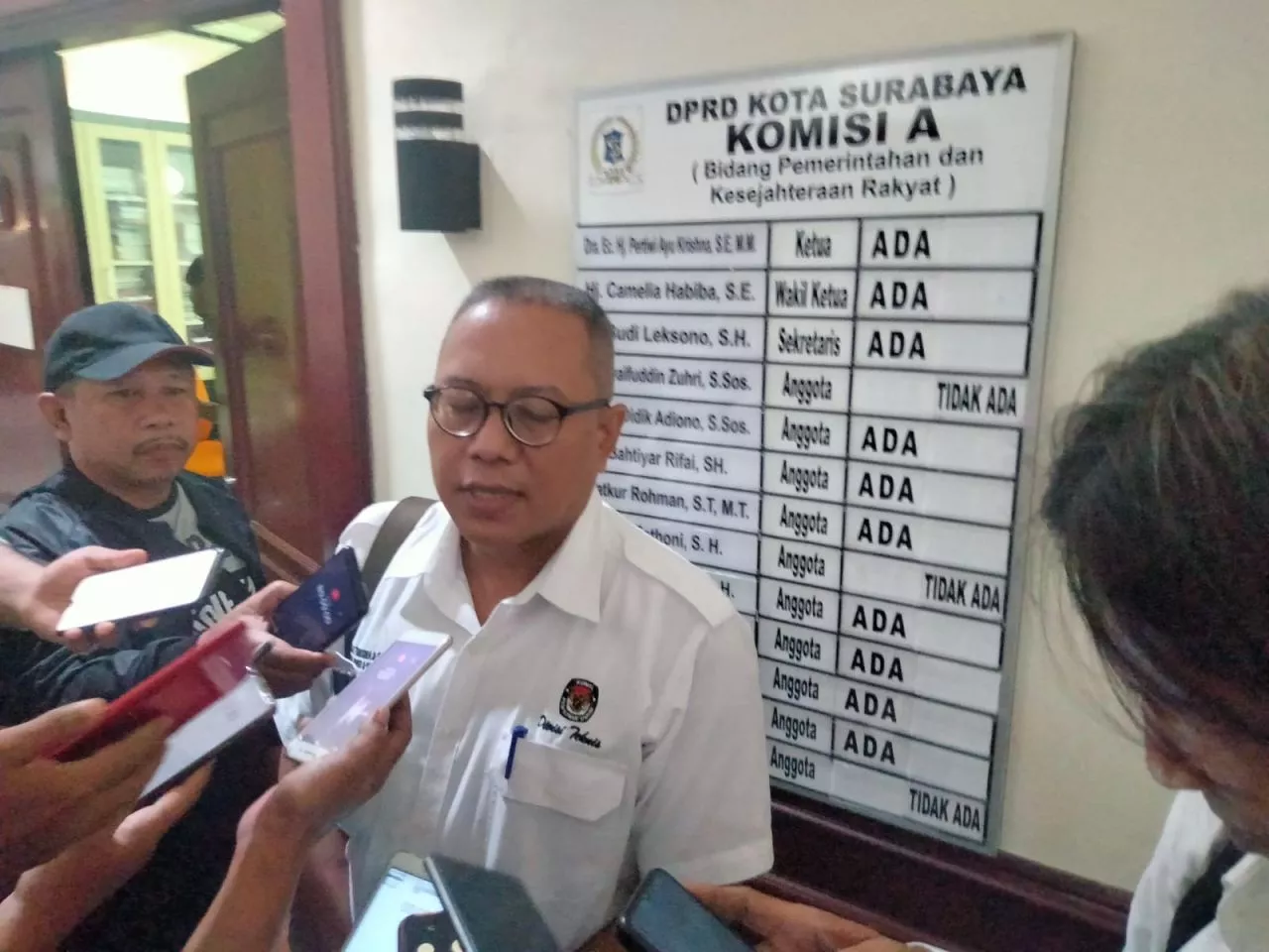 KPU Surabaya Sebut Secara Administrasi Bacaleg Bisa Ganti Nomor Urut dan Dapil