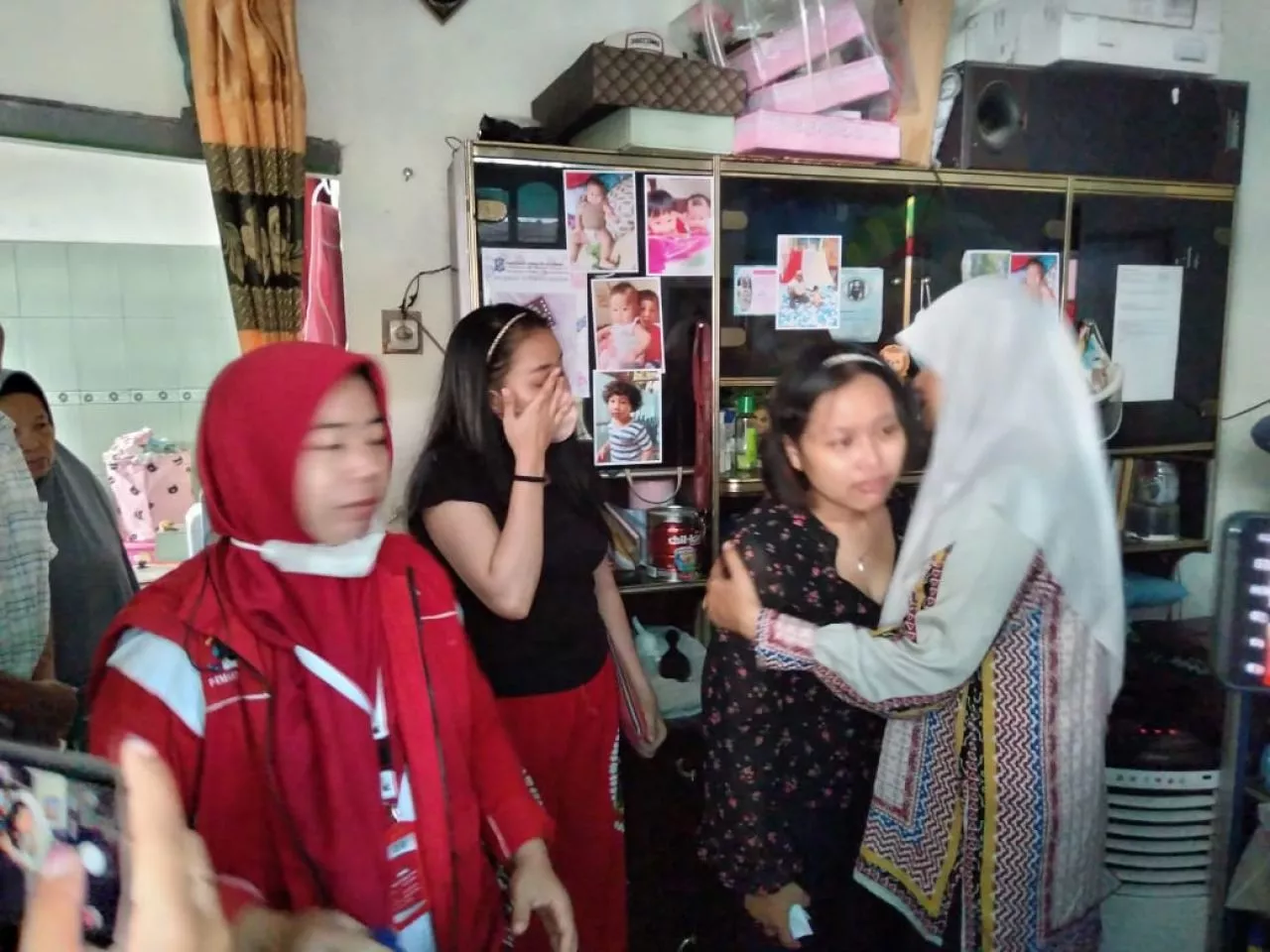 Pasien Meninggal saat Antre ICU di RSUD dr Soewandhie, Keluarga Jelaskan Alasan Tak Mau Dirujuk