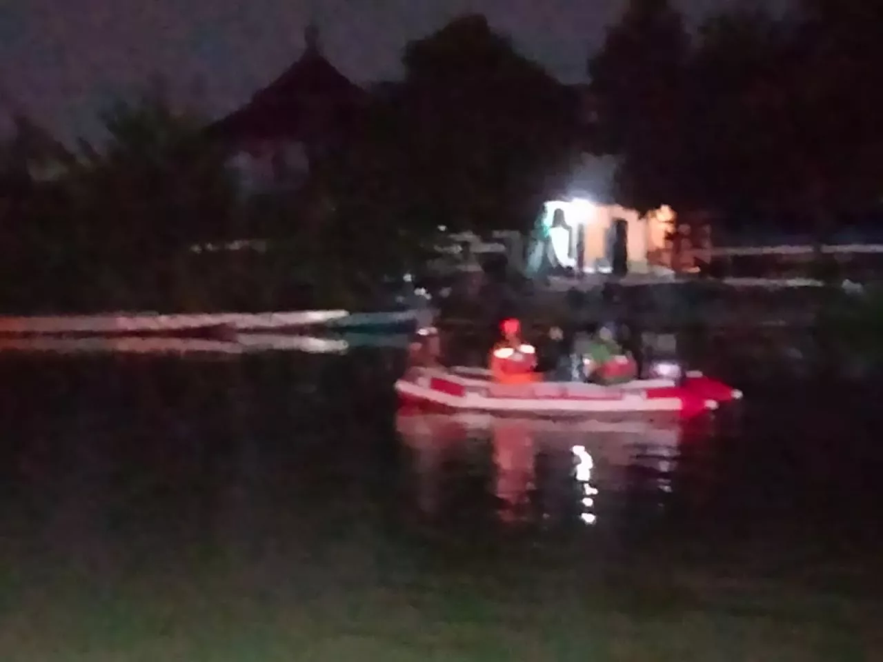 Bermain di Pinggir Sungai, Dua Balita di Surabaya Hanyut, Satu Ditemukan Meninggal