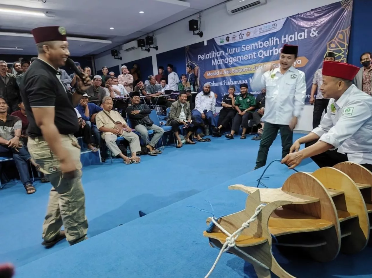 Sambut Idul Adha, Juleha Beri Edukasi Potong Daging Kurban Halal