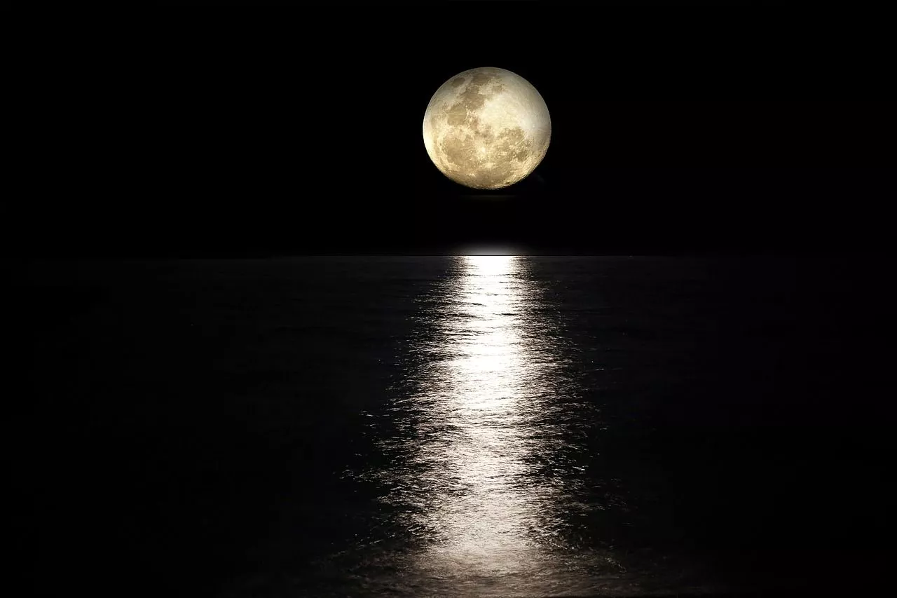 Full Moon, Waspada Banjir Rob Wilayah Pesisir Surabaya hingga 6 Juli 2023