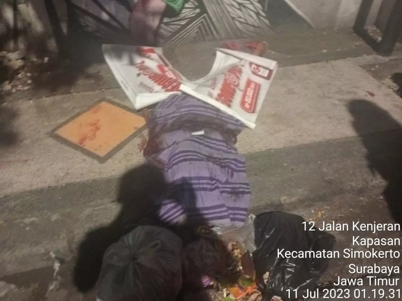 Numpang Truk Trailer, Bocah 15 Tahun Tewas Terlindas di Surabaya