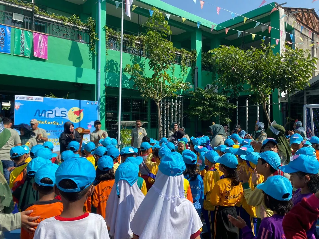 Dispendik Surabaya Pantau Hari Pertama MPLS Siswa Baru