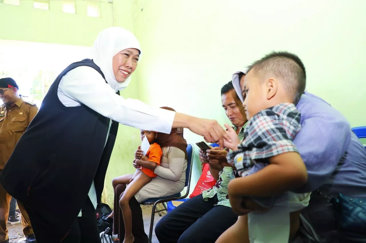Gubernur Khofifah Turun Tangan Soal Pungli di Sekolah, Begini Katanya