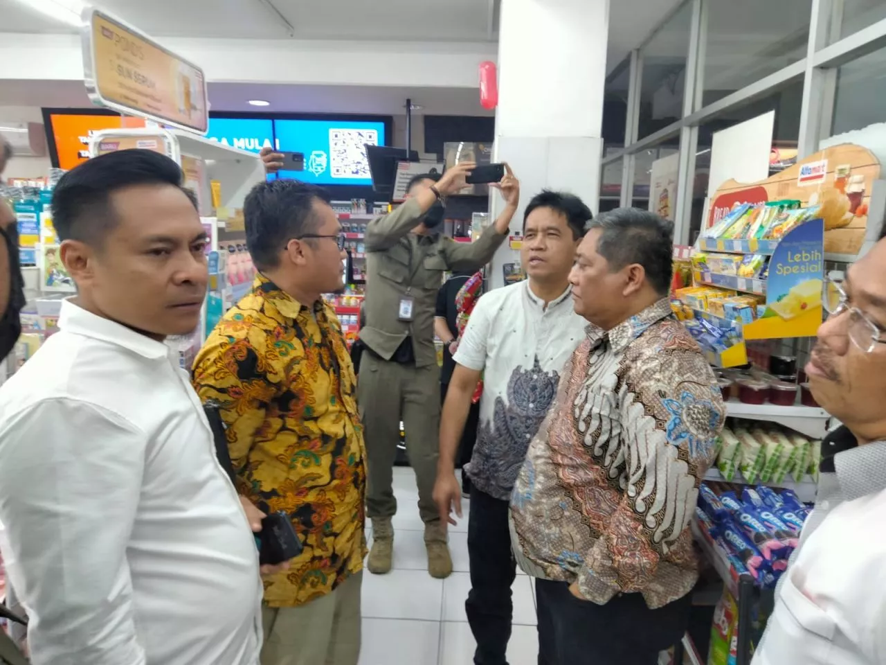 Sidak Minimarket, Komisi A DPRD Surabaya Temukan Beberapa Pelanggaran, Salah Satunya Soal Tenaga Kerja