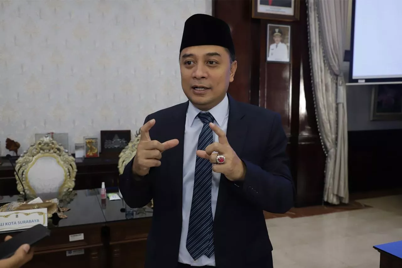 Wali Kota Eri Bantah Isu Pemotongan Gaji Guru Tidak Tetap