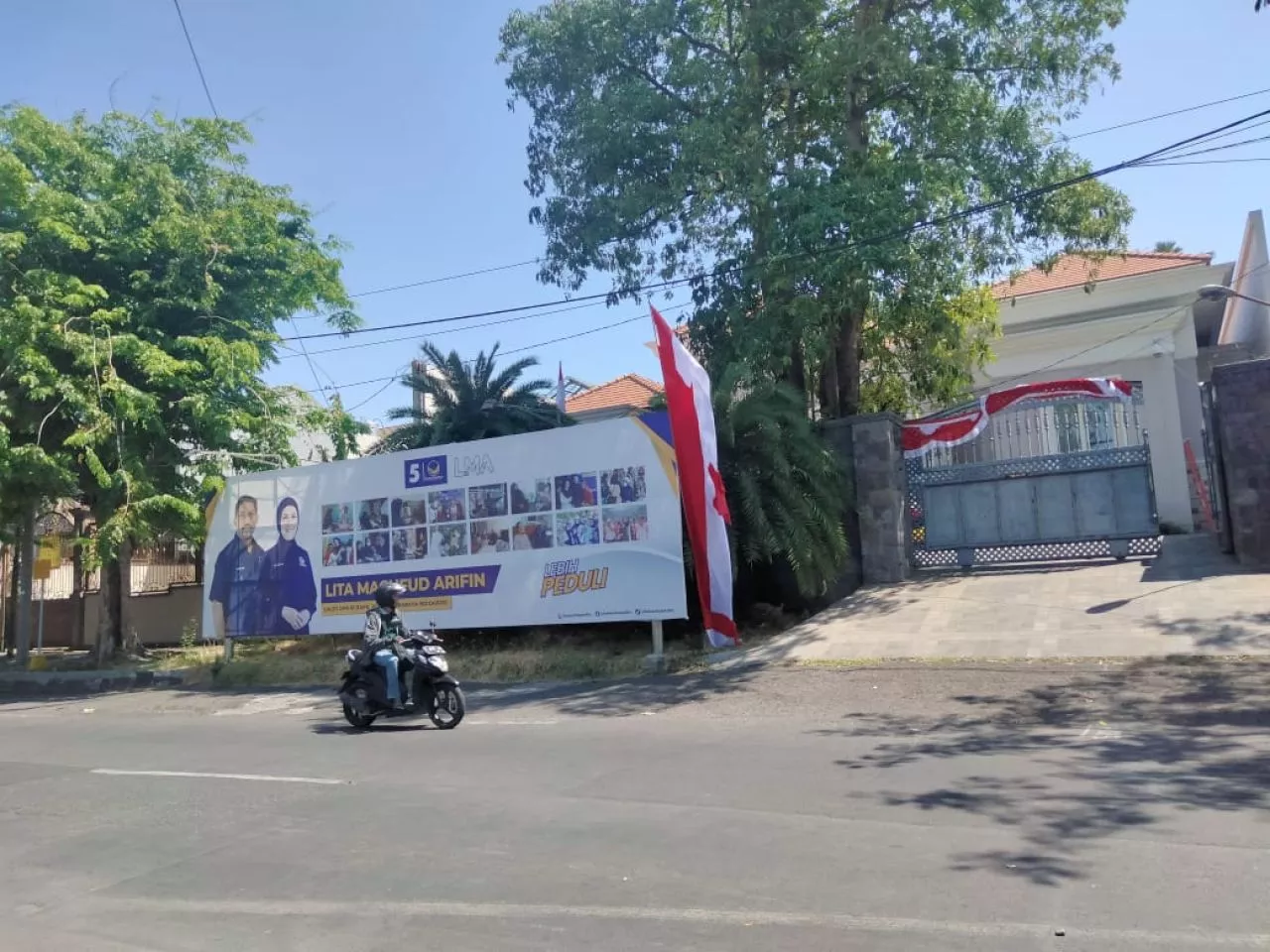 Baliho Caleg NasDem Lita Machfud Arifin Diduga Melanggar, Kasatpol PP: Kita Akan Tertibkan