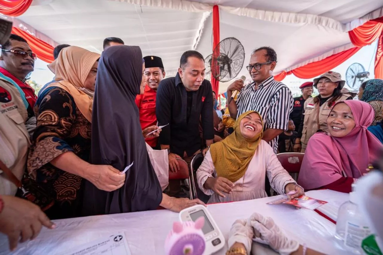 Warga Antusias Ikuti Baksos Kapal Laksamana Malahayati, Eri Cahyadi: Terima Kasih PDIP!