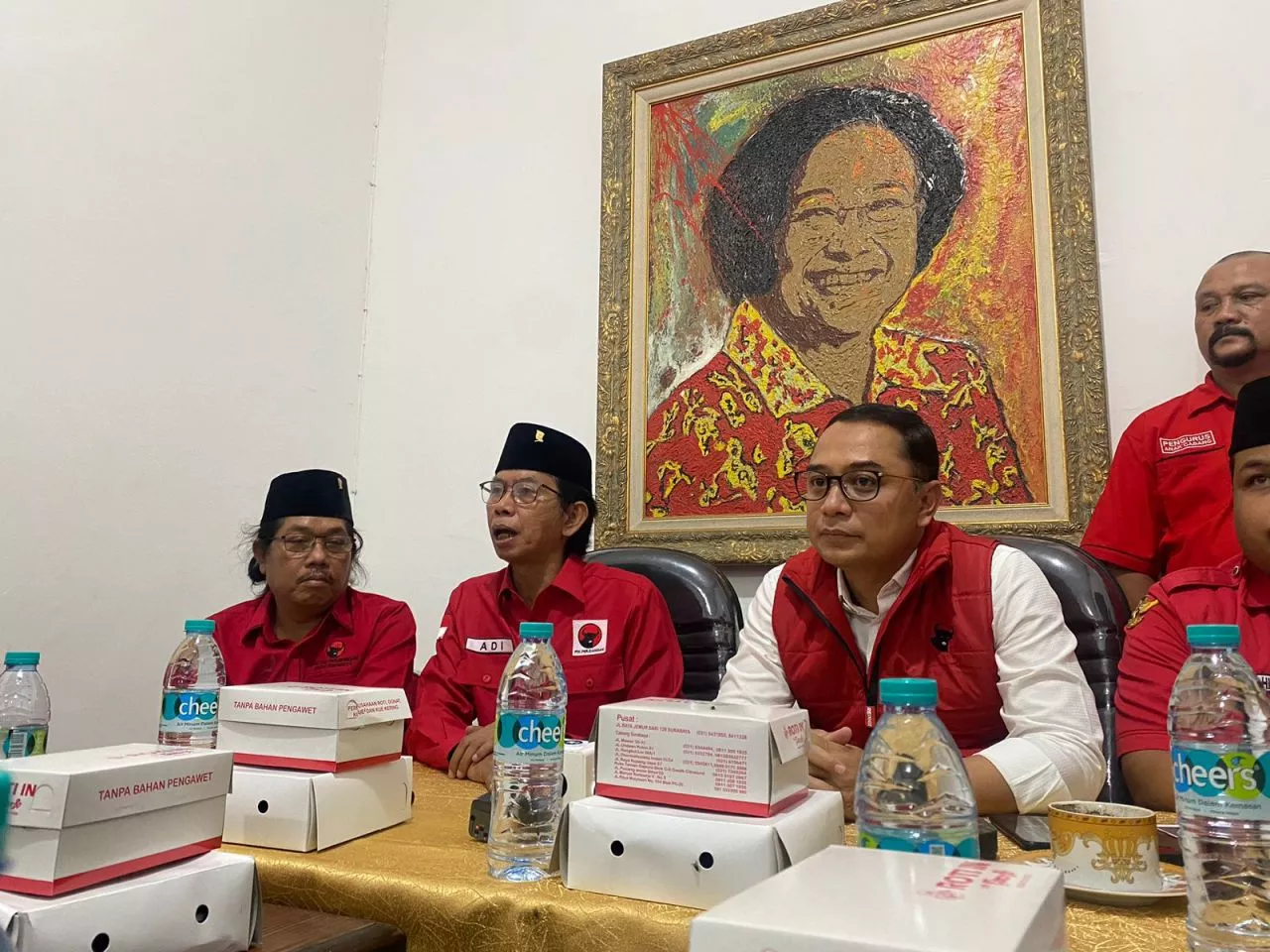Siap Kawal Ganjar-Mahfud, Adi Sutarwijono Targetkan Menang 70 Persen di Surabaya
