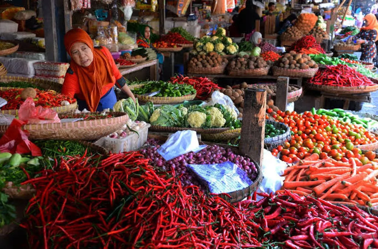 Harga Bahan Pokok Meroket, Cabai Tembus Rp85.000 Perkilo