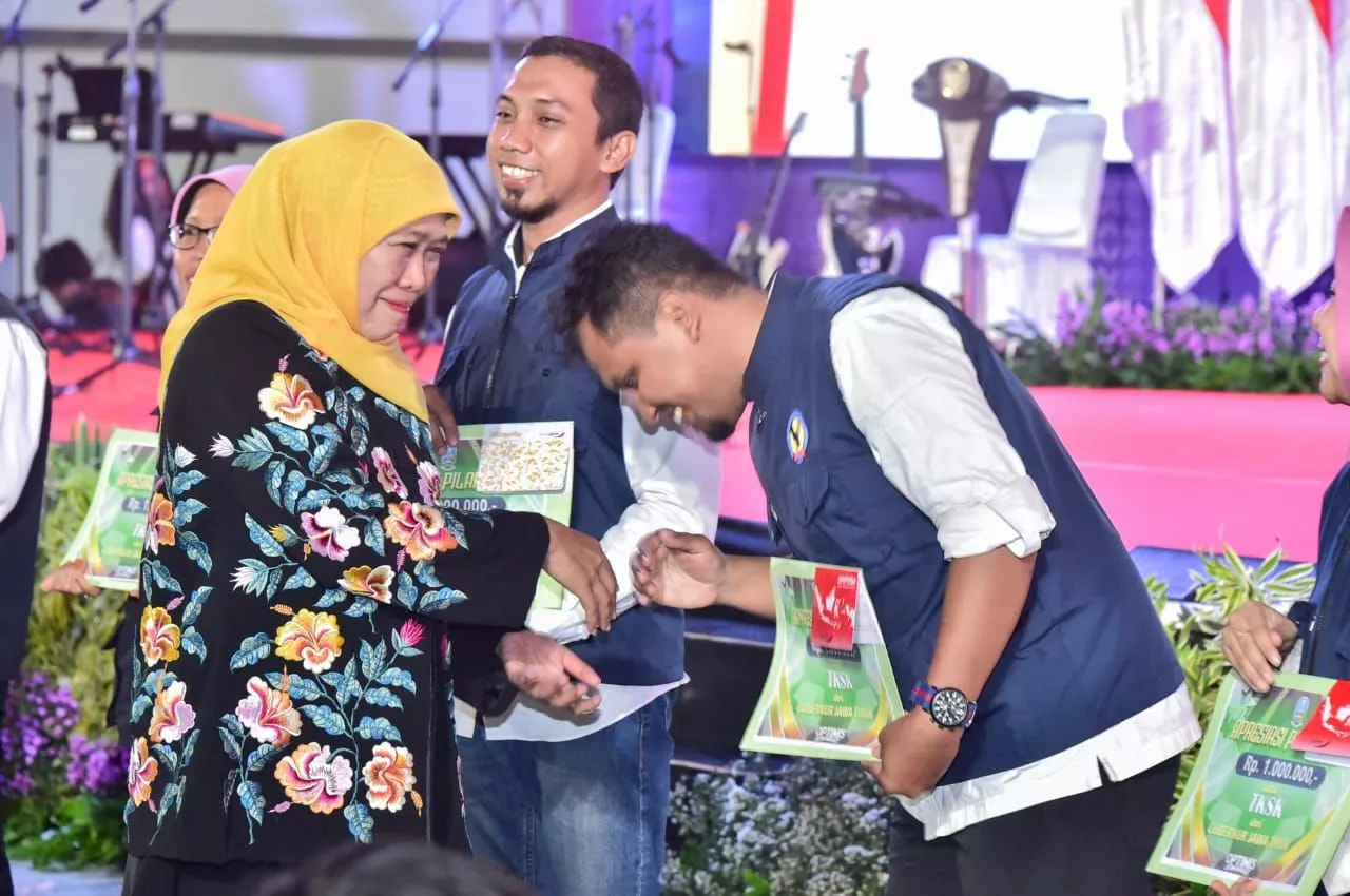 Pemprov Jatim Beri Santunan 2.160 Pilar Kesejahteraan Sosial Malang