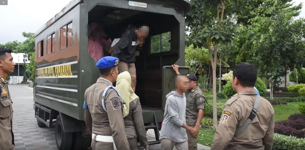 Diduga Hendak Tawuran, 11 Remaja Surabaya Dapat Sanksi 'Wisata Liponsos' Begini Kegiatannya