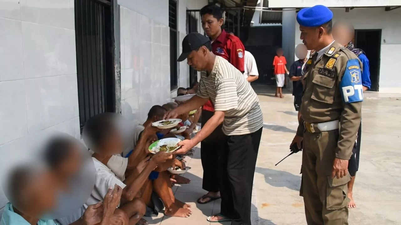 Dibina di Liponsos Keputih, Pengemis Viral yang Memaksa Minta Uang Menyesal