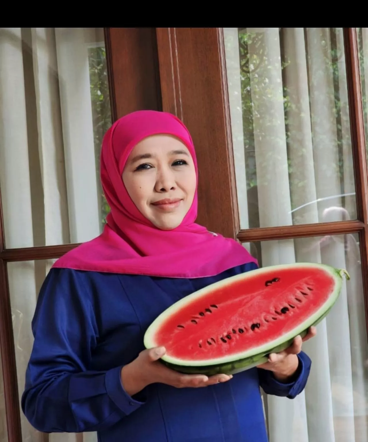 Dukung Perjuangan Palestina, Gubernur Khofifah Turut Posting Semangka