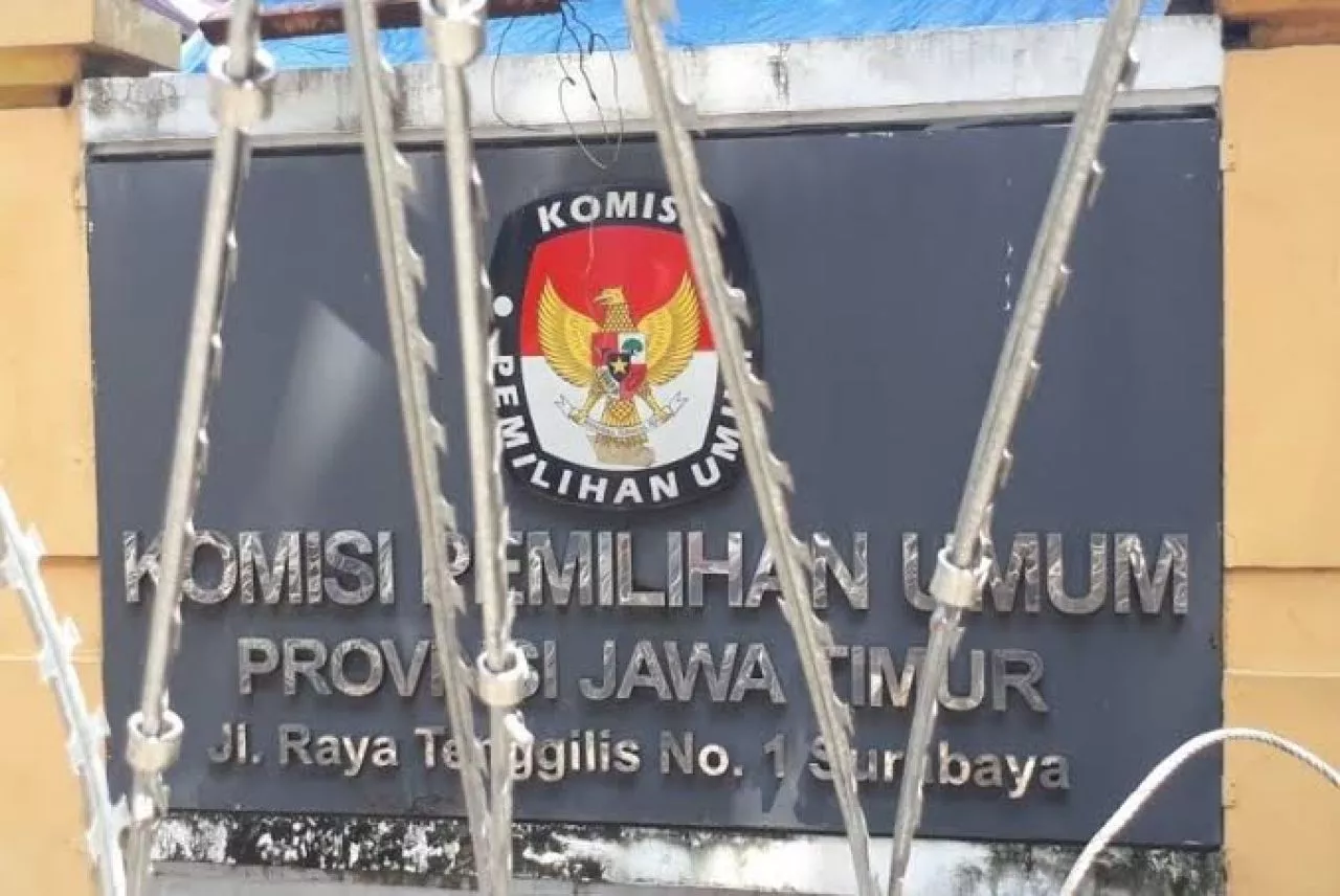 KPU Jatim Imbau Peserta Pemilu Tidak Memasang APK Sembarangan