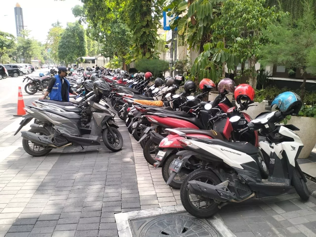 PAD Bocor, Pemkot Surabaya Intens Cegah Parkir Liar