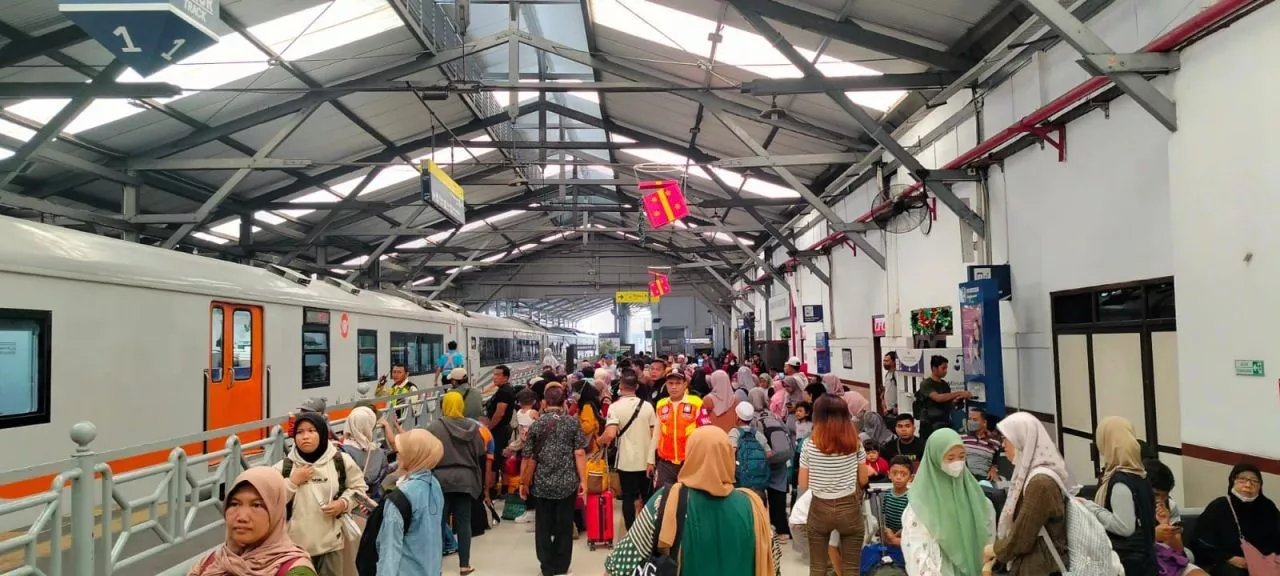 Kecelakaan di Cicalengka, Kereta Api Doap 8 Terlambat dan Jalur Diahlikan
