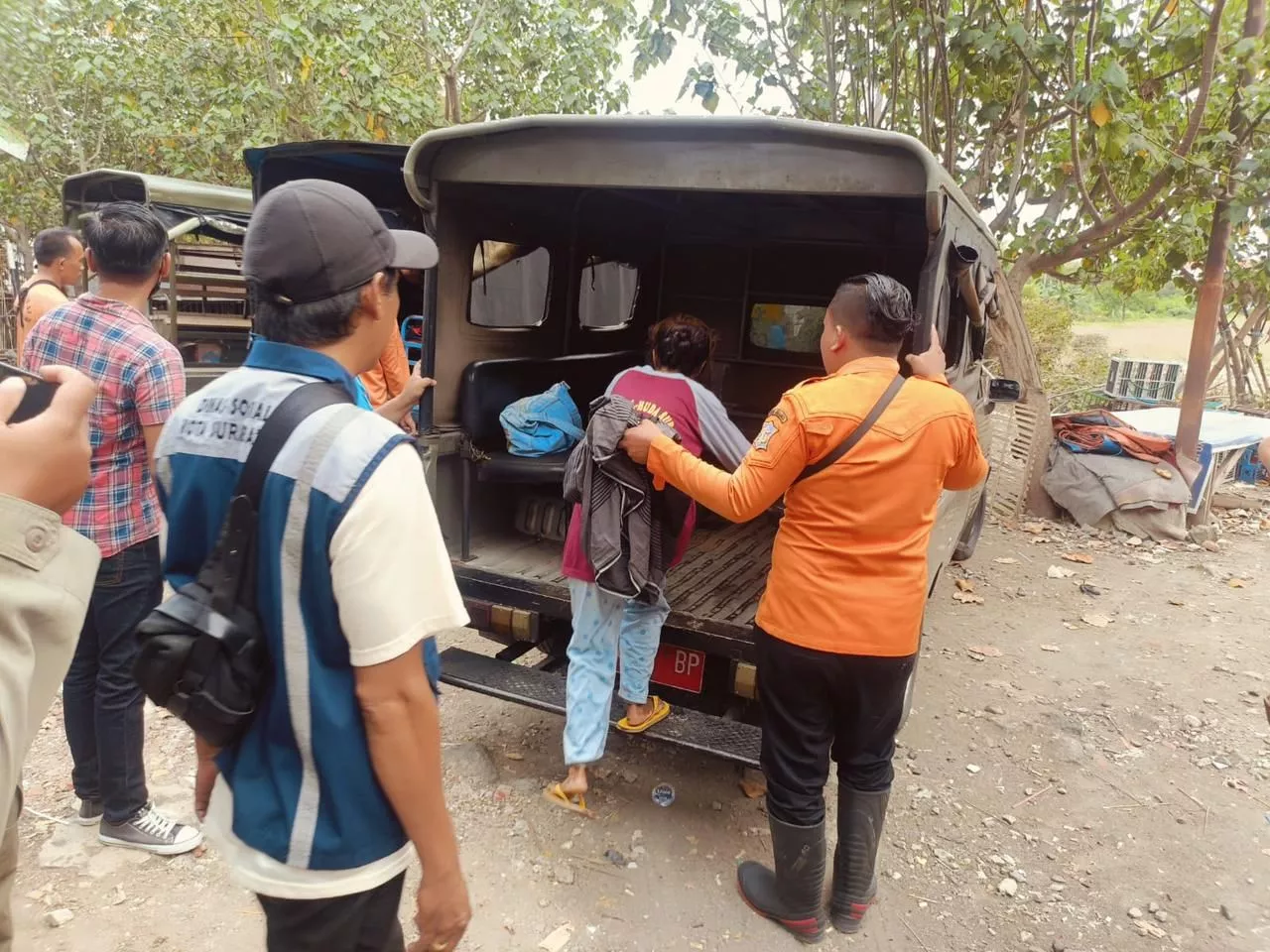 ODGJ Surabaya Ceburkan Diri ke Pantai Kenjeran