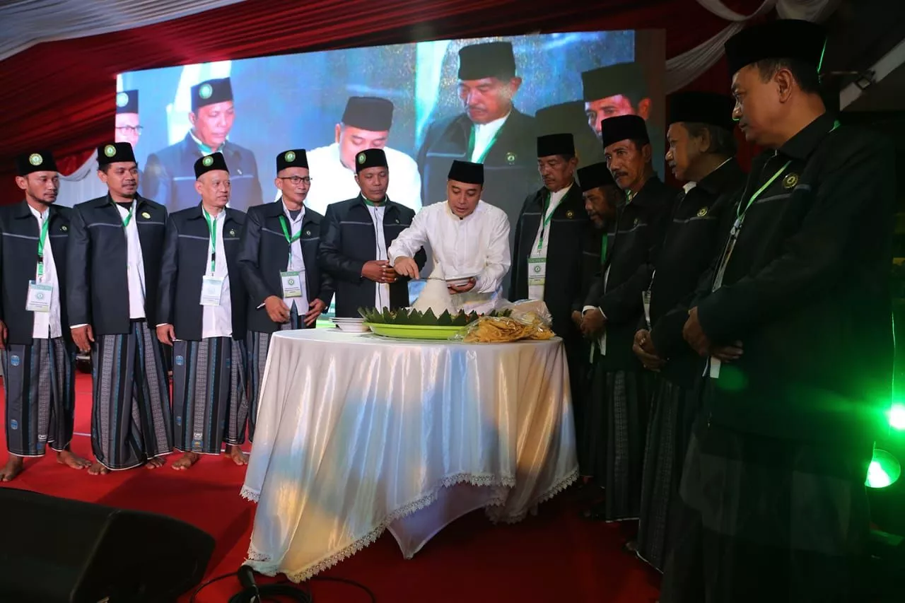 Resmikan Kantor Forum Kiai Kampung Surabaya, Wali Kota Eri: Ini Bakti Saya