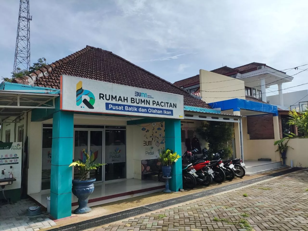 Bantu UMK Naik Kelas, Ribuan Mitra Binaan Rumah BUMN PLN Kantongi Sertifikat Halal