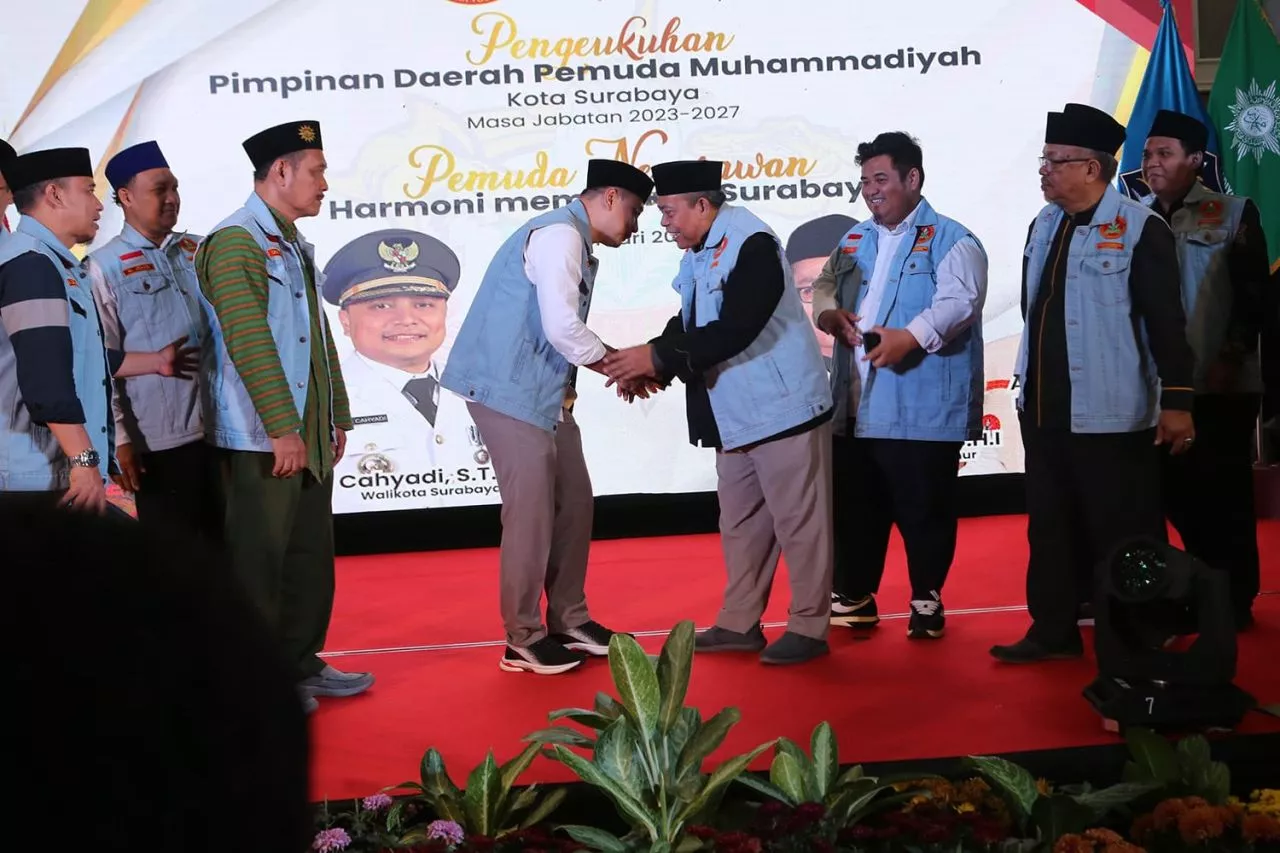 Tanggapan Soal Rompi Biru Wali Kota Eri di Acara Pemuda Muhammadiyah Surabaya