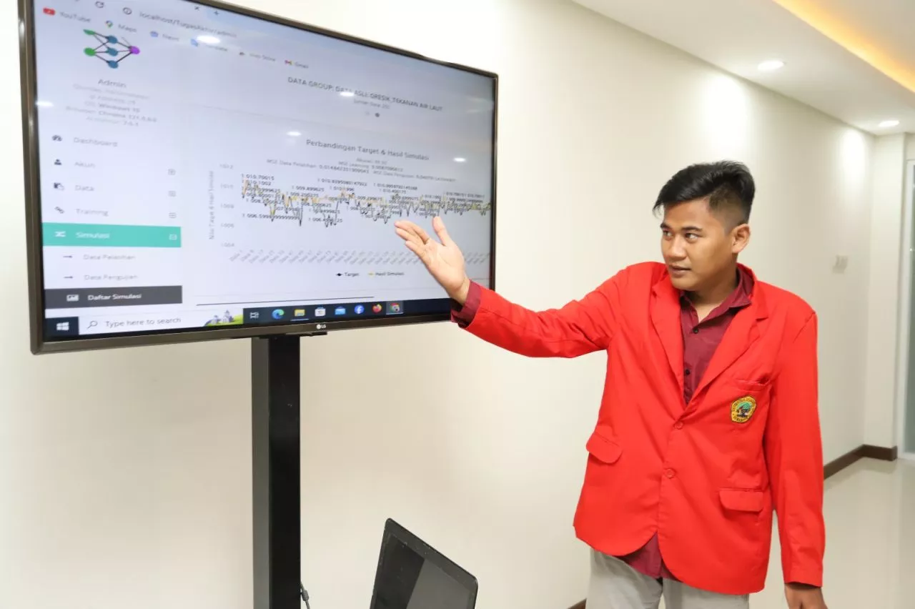 Keren! Mahasiswa Untag Surabaya Berhasil Ciptakan Program Prediksi Cuaca