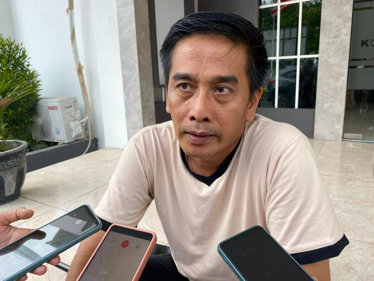 KPU Surabaya Tegaskan Tidak Ada Tambahan Honor untuk Coblos Ulang