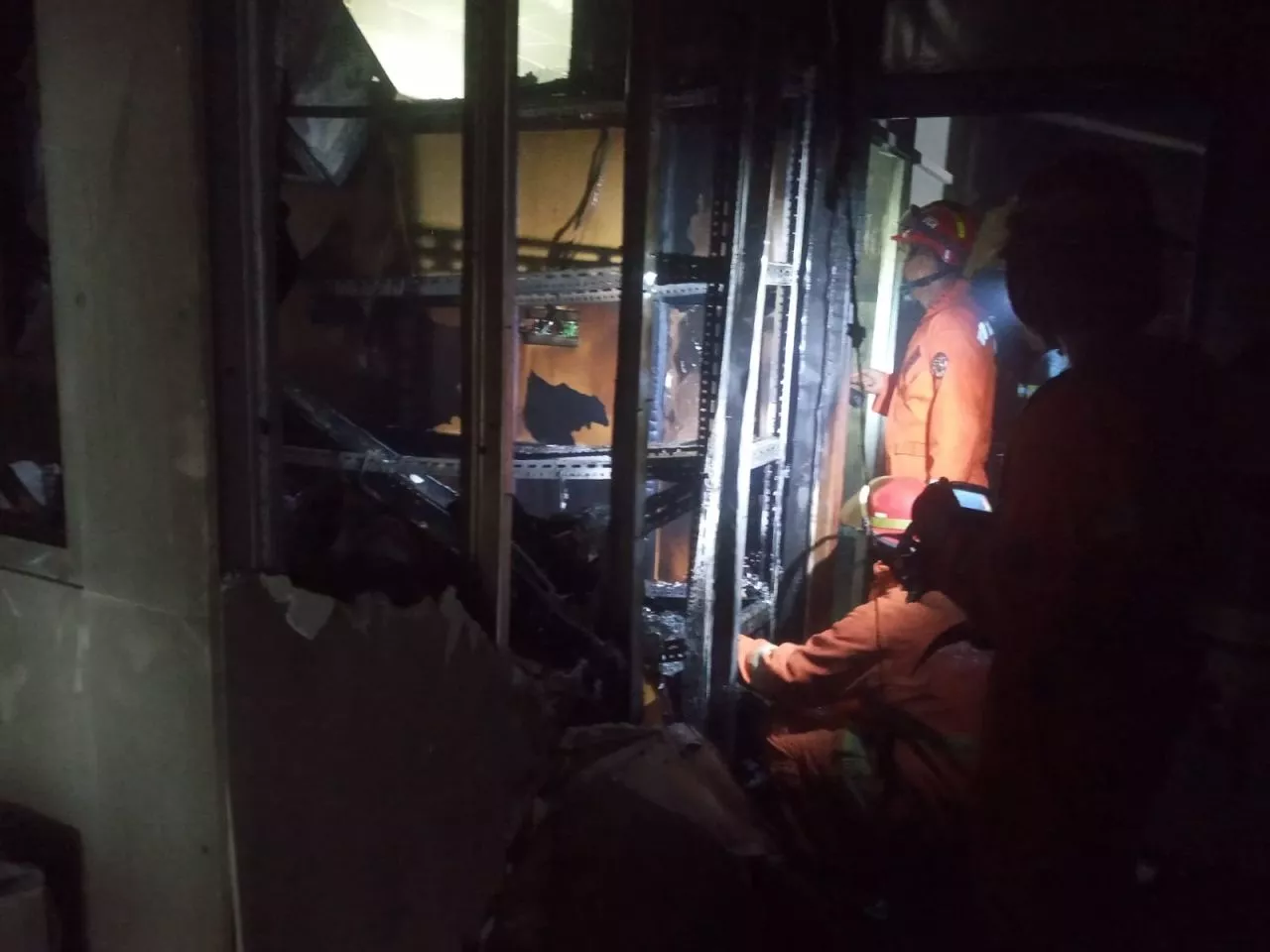 Pasca Kebakaran RS Mata Undaan Surabaya Layani Pasien Secara Manual