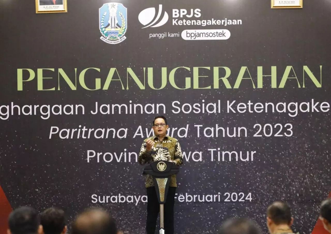 Aktivasi IKD Tertinggi, Pemprov Jatim Sabet Penghargaan Dukcapil Prima Award 2024