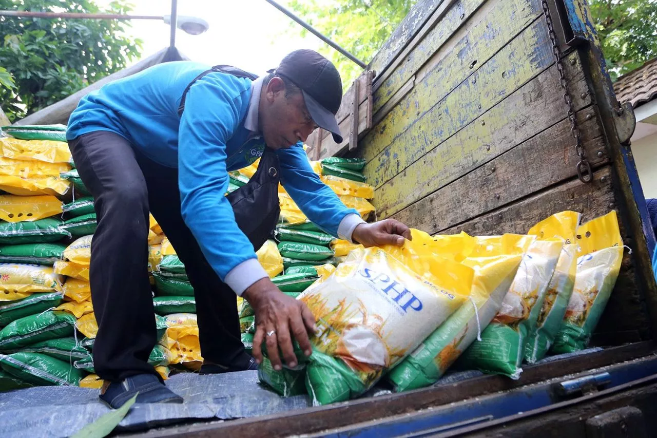 Pemkot Surabaya Imbau Warga Tidak Panic Buying Meski Harga Naik