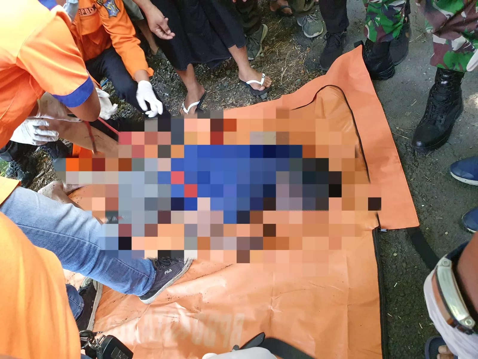 Pria Berkebutuhan Khusus Ditemukan Tewas di Sungai Medokan Asri Surabaya