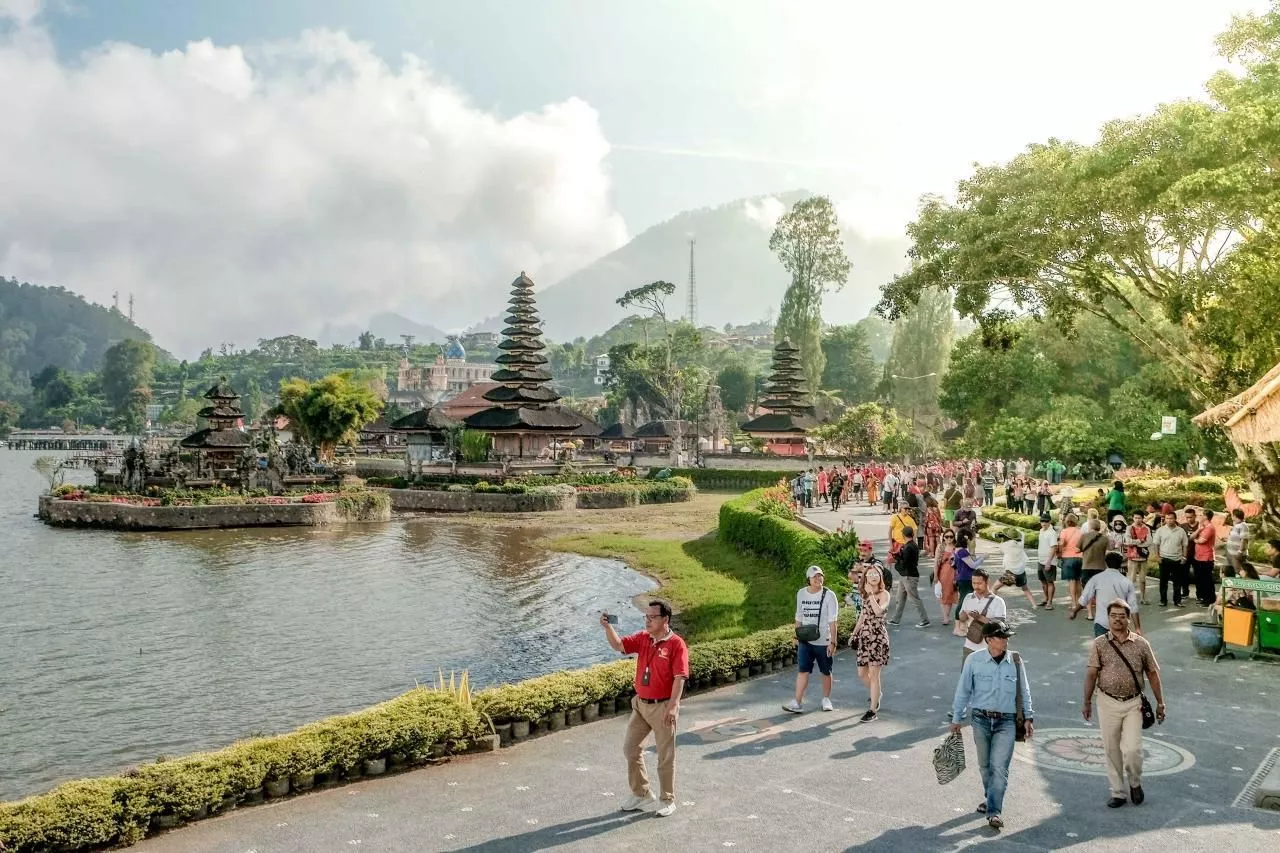 BPS Catat Kunjungan Wisatawan Mancanegara Naik 98 Persen di 2023