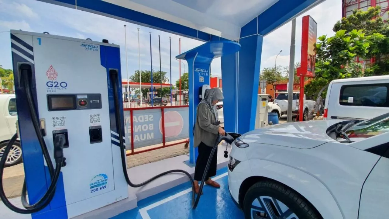 Mudik 2024, PLN Tambah 23 SPKLU di Sepanjang Tol Ngawi-Situbondo