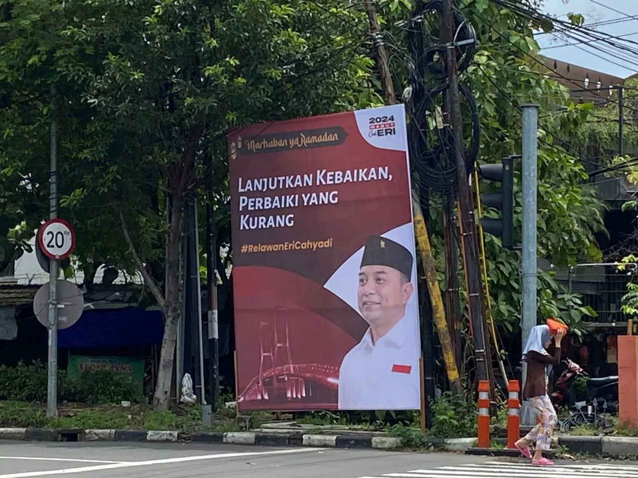 Muncul Baliho Eri Cahyadi Jelang Pilwali, Pengamat: Pesan untuk Partai