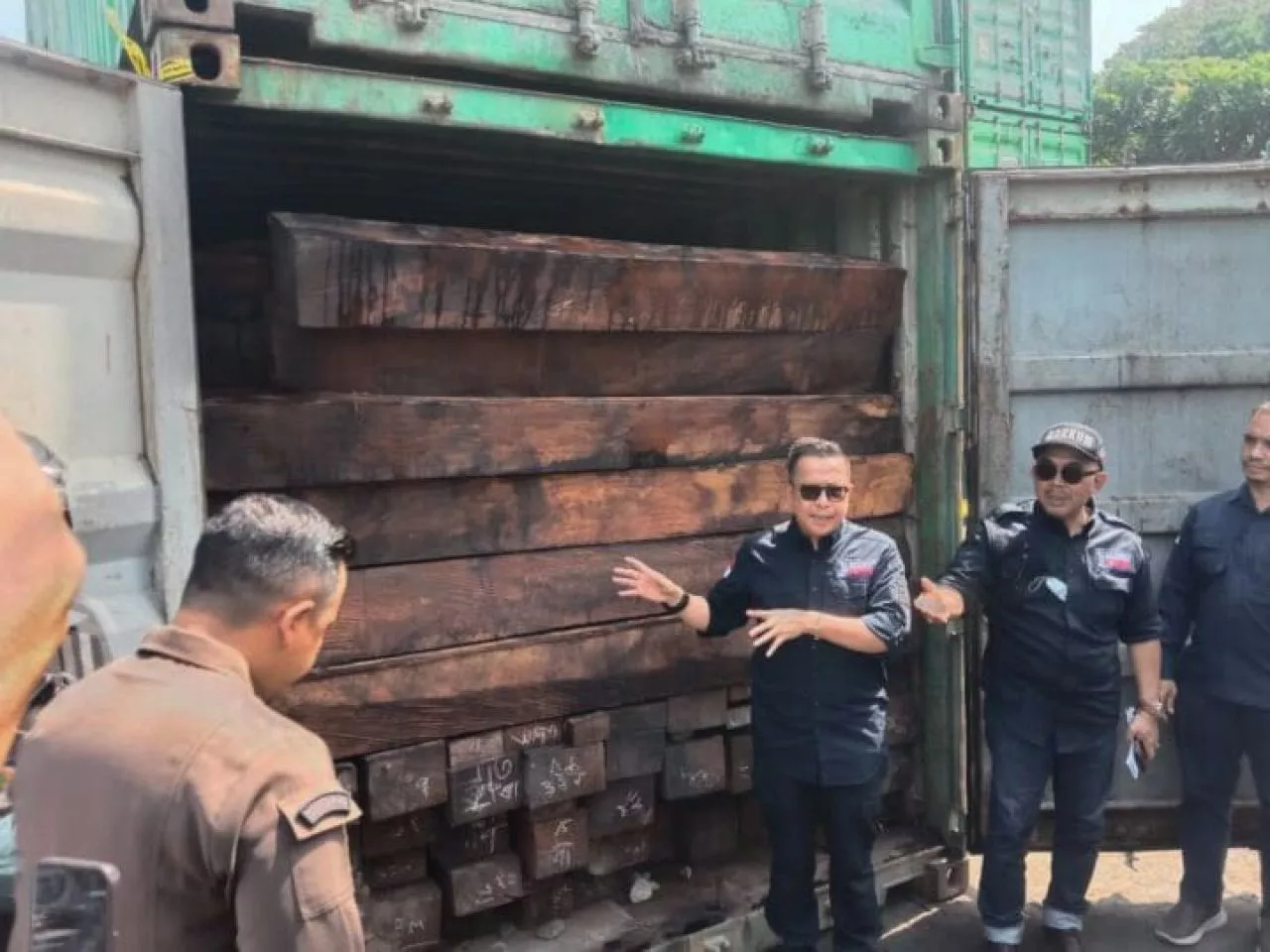Gakkum KLHK Berhasil Ungkap Kejahatan Peredaran Kayu Ilegal dari Kalimatan