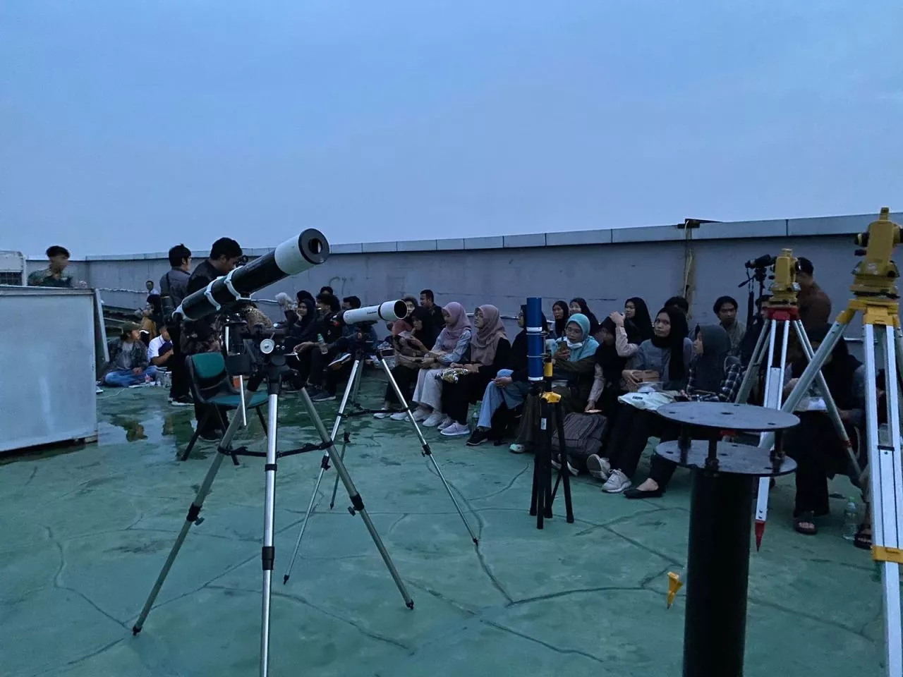 Hilal hanya Terlihat di Dua Lokasi di Jawa Timur