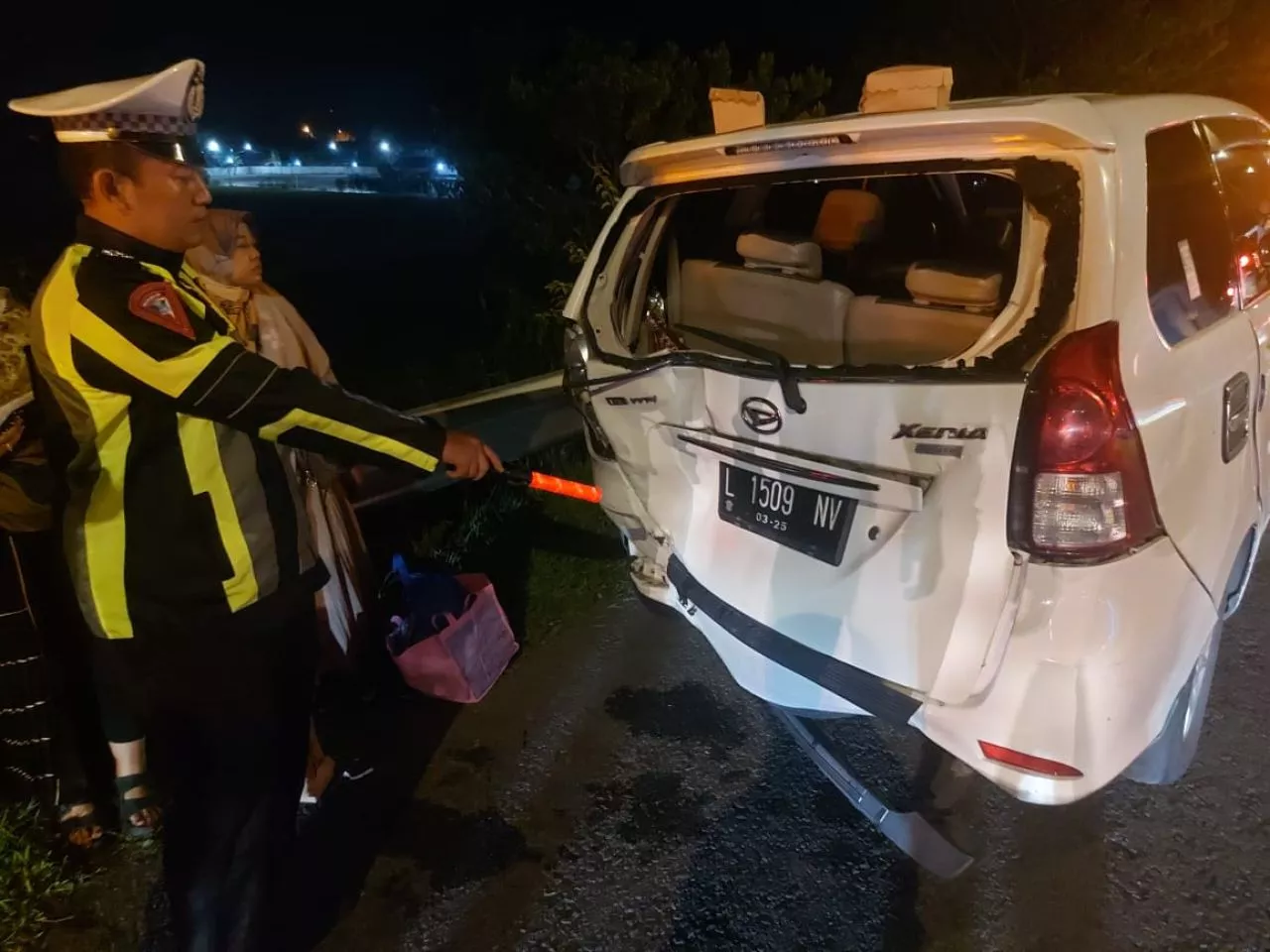 Kecelakaan Beruntun di Tol Sumo, Bayi 7 Bulan Dilarikan ke Rumah Sakit