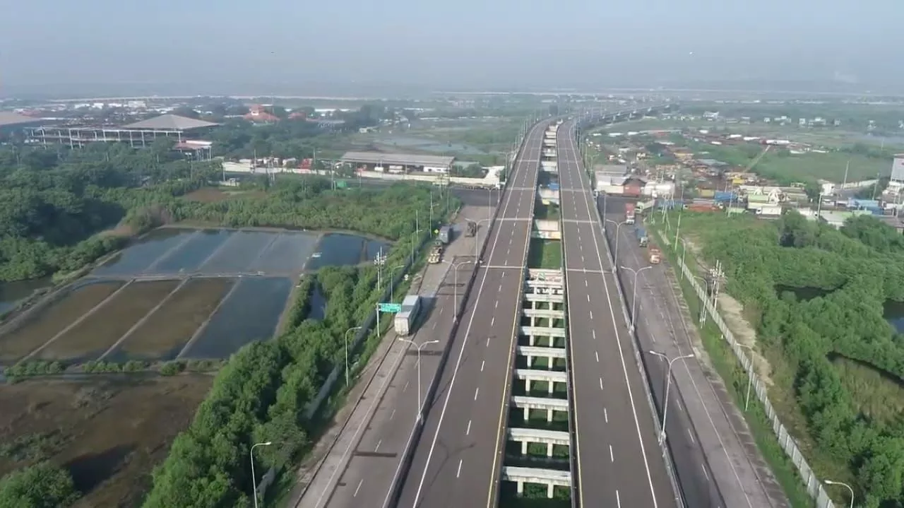 Mangkrak 3 Tahun, Flyover Teluk Lamong Pelindo Tak Kantongi SLF?