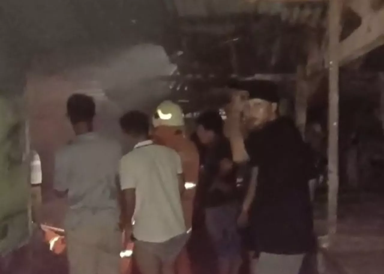 Pasar di Kedungdoro Surabaya Terbakar, 10 Unit Damkar Dikerahkan